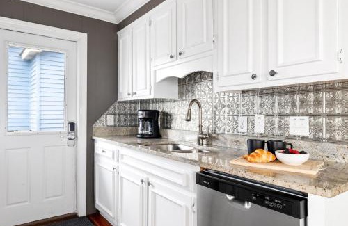 Folly Beach Casa | 1724 E Ashley - Katie's Cottage in a Quiet Area of the Beach