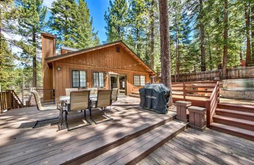 Country Club Estates Casa | 1760T Thunderbird Cabin