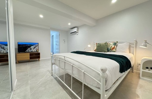 Sunnybank Casa | 17C Hazel Studio @Sunnybank