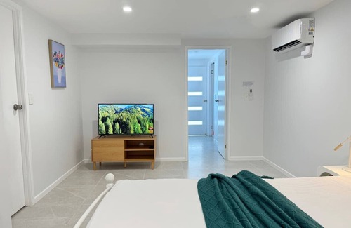 Sunnybank Casa | 17C Hazel Studio @Sunnybank