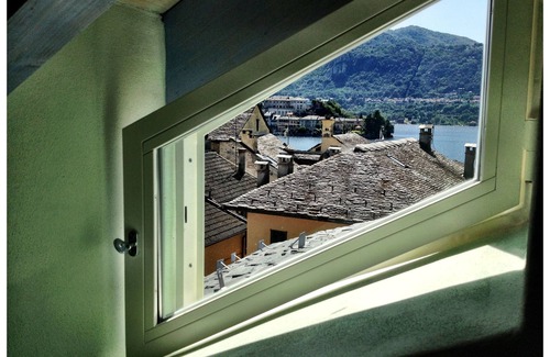 Orta San Giulio Casa | Edificio del siglo 17 en el centro histórico del lago de Orta