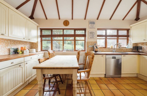 Luton Cabaña | 17th century cottage nr Harry Potter Studios, train into C. London, airport.