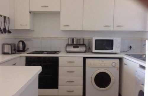 Umhlali Apartamento | 18 Isikhulu, Umdloti