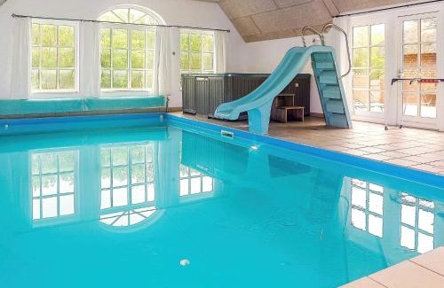 Øby Casa | 18 person holiday home in Ulfborg