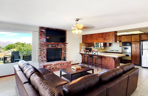 Lakeland Village Casa | 180° Lakeview 5B/3B Gameroom, Boat/RV Parking FastWifi, Beautiful Views, Family
