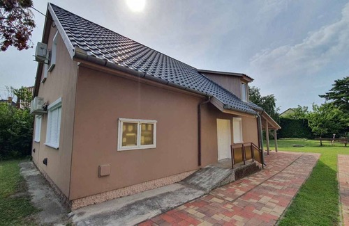Balatonlelle Casa | 180 m² Casa ∙ 5 habitaciones ∙ 14 huéspedes