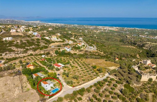 Maroulas Villa | 180 m² Villa ∙ 2 habitaciones ∙ 6 huéspedes