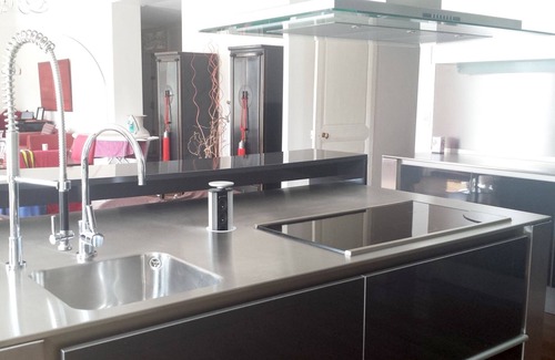 Quartier du Port Apartamento | Apartamento de lujo único 3/4 dormitorios, 3 baños. Vistas fabulosas de puerto / yate