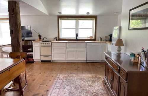 Canaan Otro | 1800s Carriage house in Berkshires / Hudson Valley