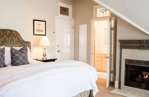 Napa Cama Y Desayuno | 1801 First Luxury Inn