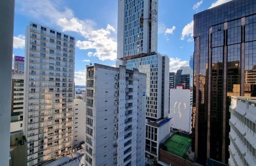 Auckland Central Business District Apartamento | Metroview Studio in CBD with Air-con, Pool and Gym
