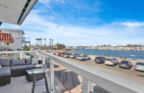 Balboa Peninsula Casa | 1807 W Bay Unit B
