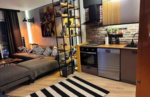 Muratpasa Apartamento | 180° Luxury Sea and Mountain View Apartment in Downtown 6 min walk to the beach