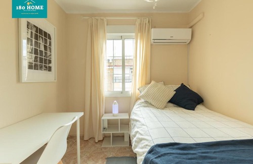 Triana Apartamento | 180Home GLAMUROSO APARTAMENTO EN TRIANA