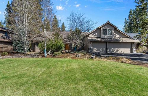 Deer Park Casa | 18122Maury