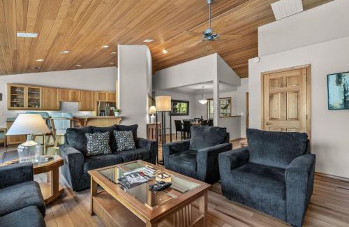 Deer Park Casa | 18122Maury