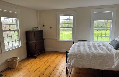 Brandon Otro | 1820's Federalist Farmhouse