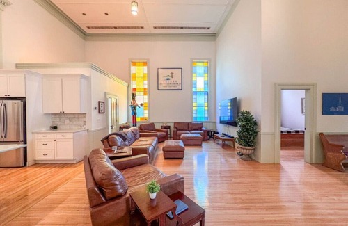 Conway Casa | 1826 Conway Renovated Church | 5 Bedroom, Lake Access