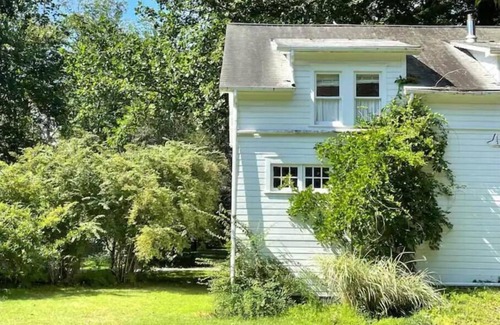 West Shokan Casa | 1850 Carriage House, Creek