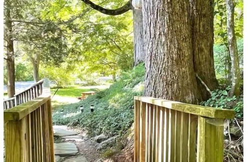 West Shokan Casa | 1850 Carriage House, Creek