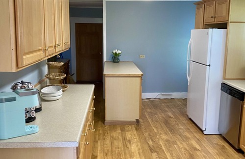 Grand Isle Apartamento | 1850's Farmhouse Private Apartment