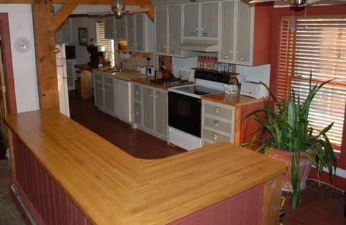 Etters Cama Y Desayuno | 1850s Restored Barn near Hershey, Harrisburg, Lancaster, Gettysburg, and Skiing