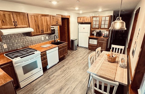 Gettysburg Casa | 1852 Historic Stone home