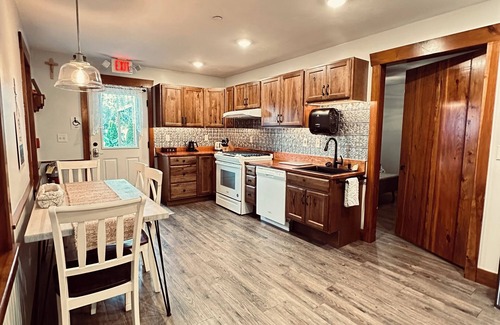 Gettysburg Casa | 1852 Historic Stone home