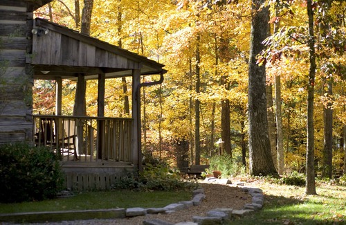 Clinton Cabina | Era 1860 cabaña de madera original en el hermoso este de Tennessee - Foust Cabin