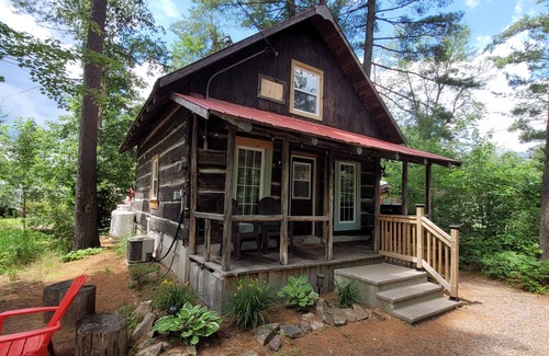 Petawawa Cabina | 1876 - Heritage Cabin at Pine Ridge Park