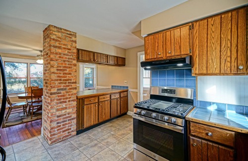 Sussex County Casa | 18782 Harbeson Road - The Robin's Nest Inn