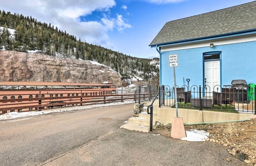Central City Casa | 1890's Victorian House - Walk to 12 Casinos!