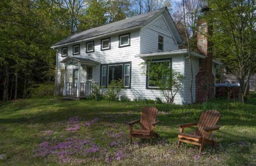 Tannersville Casa | 1894 Catskills Farmhouse Retreat