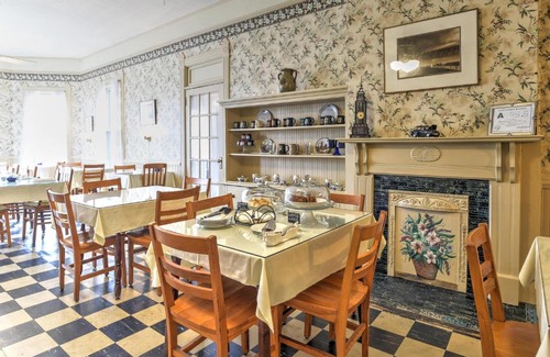 Hendersonville Cama Y Desayuno | 1898 Waverly Inn
