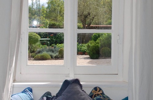 Puydarrieux Casa | 18th C Farmhouse Surrounded by Countryside, with heated Pool & Mountain Views.