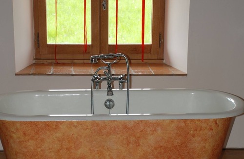 Puydarrieux Casa | 18th C Farmhouse Surrounded by Countryside, with heated Pool & Mountain Views.