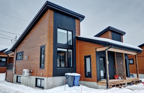 Stoneham Chalet De Esquí | 19 Chemin des Cascades