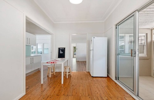 Sans Souci Apartamento | 19-Guest Dual Home Near Beach