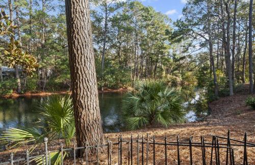 Heritage Woods Casa | 19 Gunnery Lane 2 Kings 1 Queen 2 Doubles Pet Friendly Private Heated Pool w Beach GearBike Rentals