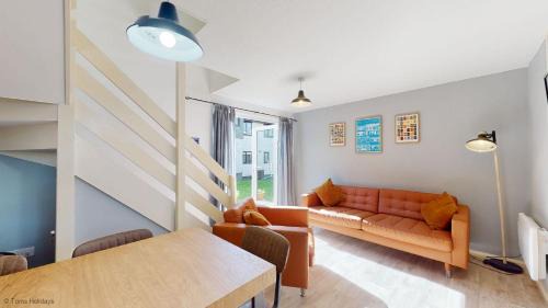 Saint Erth Praze Casa | 19 Strawberry Hill, Tolroy Manor
