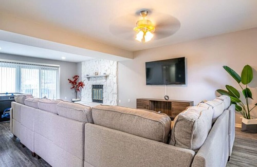 Huntsville Casa | 1905 Waxleaf Grn SE CAL · ▩Kloud Nine▩ 5 Bedroom / Fiber WIFI / Sleeps 11