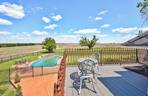 Edmond Casa | 1908 Victorian Farmhouse (Unit B)