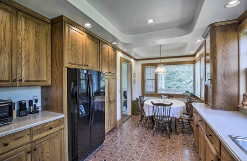 Reedsburg Casa | 1909 Mansion in Reedsburg near Wisconsin Dells