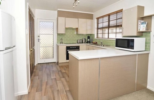 Hamilton East Apartamento | 2 Bedroom Holiday Home