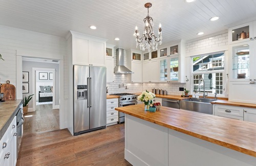 Wilsonville Casa | Our Sweet Retreat:1910 Restored Vintage Farmhouse