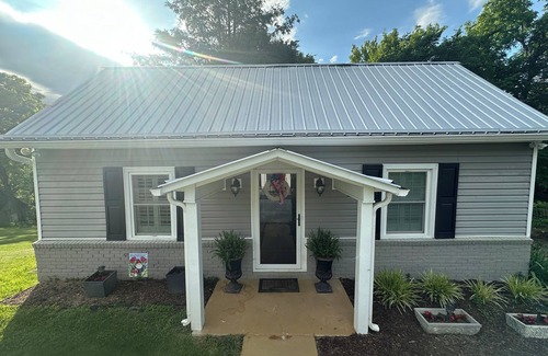 Tyler Casa | 1912 Farmhouse has large, covered porch & fire pit! Near Casino & The Pinnacle