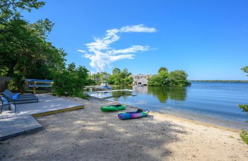 Centerville Casa | 192 Great Marsh Road Centerville Cape Cod - - The Dragonfly