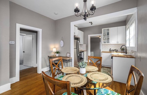 Castle Rock Casa | 1920's Historic House Short Walk to Downtown