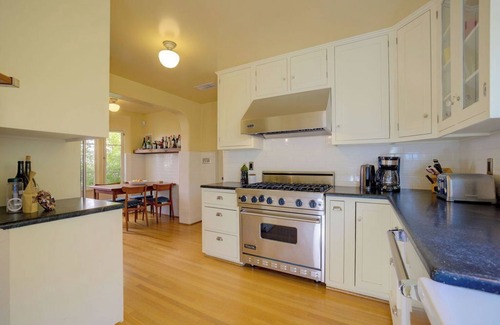 Los Feliz Alquiler De Eote | 1920's Los Feliz Villa with Pool and Spa.