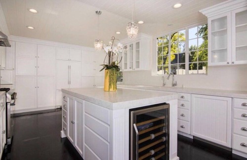 North Central Casa | 1920s Pasadena Cottage Steps from RoseBowl w/ Pool